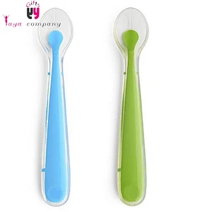 FDA Wholesale Baby products of silicone baby feeding spoon