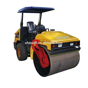 Diesel Compactor 4 Ton Ride on Vibratory Road Roller