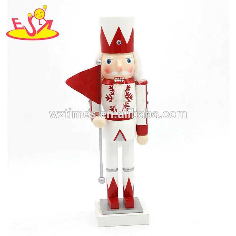 2018 Wholesale mini fashion model toy wooden funny nutcracker for sale W02A289