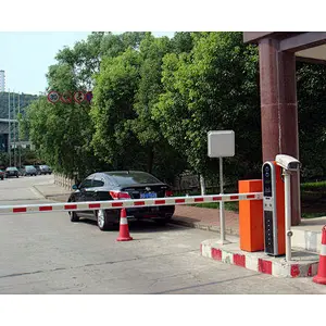 Remote UHF reader IC ID card parking management system with single arm boom barrier