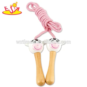 Wholesale fashion wooden green jumping rope toy for children doing exercise W01A120