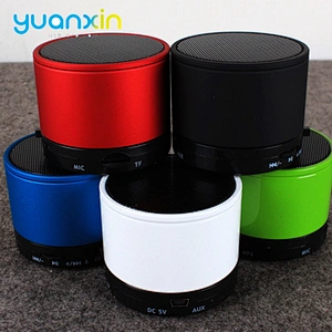 Twist Out Subwoofer Wooden Portable Light Lamp Vibration Speaker