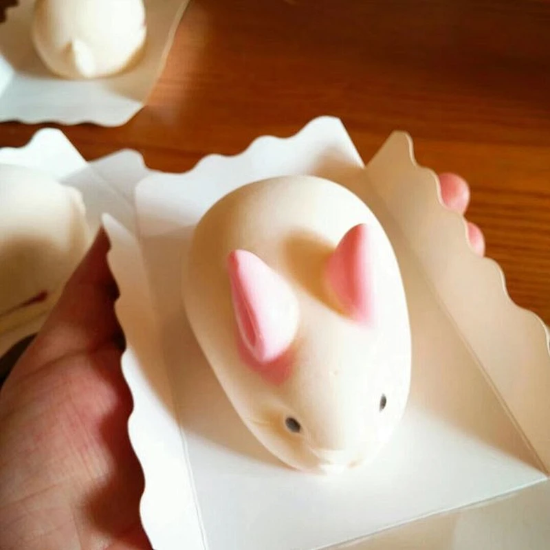 Food grade silicone cute rabbit shape mold for milk jelly mousse coffee sugar baking tools