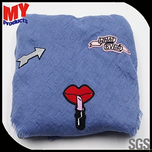 100% POLYESTER SQUARE SCARVES FASHION AND WARM SCARF