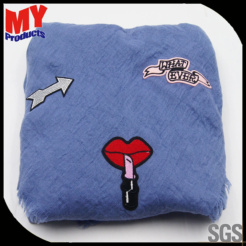 100% POLYESTER SQUARE SCARVES FASHION AND WARM SCARF
