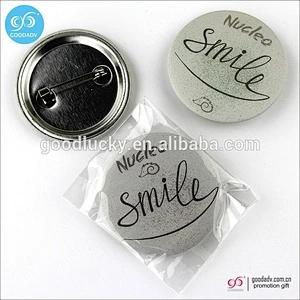 Fashion low price promotion gift colorful 58mm tin button badge