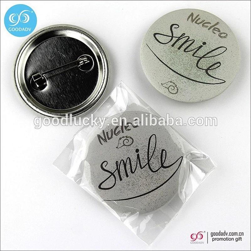 Fashion low price promotion gift colorful 58mm tin button badge