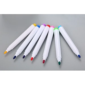 Belt brush Whiteboard pen