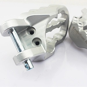 CNC Aluminum Adjustable Motorcycle Foot Pegs For Honda CRF1000L