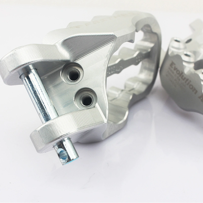 CNC Aluminum Adjustable Motorcycle Foot Pegs For Honda CRF1000L