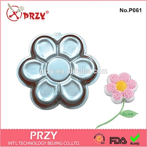P061 Decorative Flower Shaped Cake Baking Pan