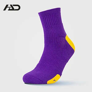Cotton jacquard pile sport basketball socks