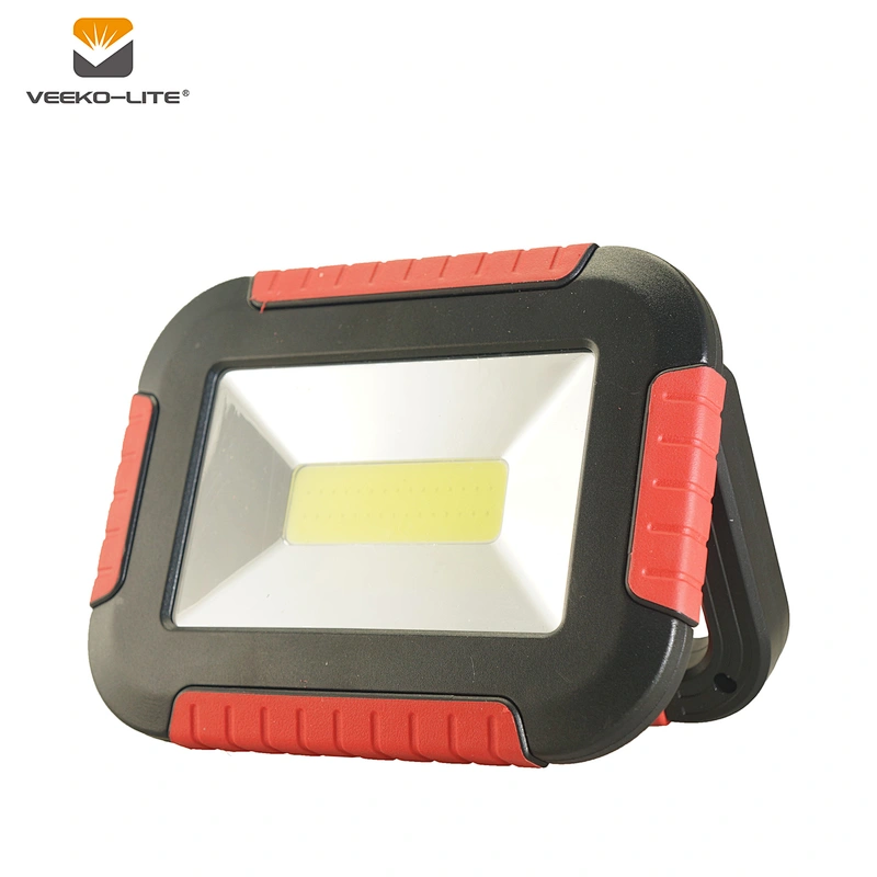 2018 Best selling Portable 5W COB LED Light 4AA Battery Lamp 450lumens Work light