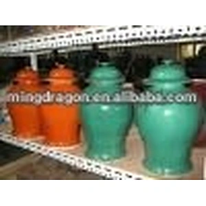 Chinese antique ceramic pot
