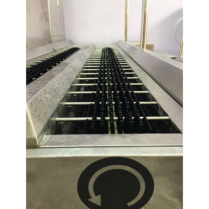 Professional automatic hygiene cleaning station for food processing
