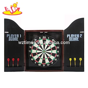 Wholesale funny newest red color wooden dart sets toy with dart needle and board W01A296