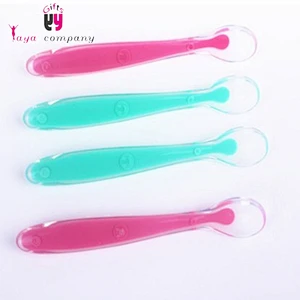 FDA Wholesale Baby products of silicone baby feeding spoon