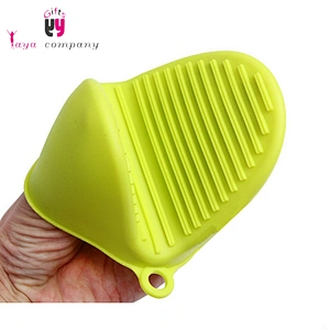 Kitchen Silicone Clip Insulation Against Hot Oven Protect Hands Take Silicone Hot Handle Holder