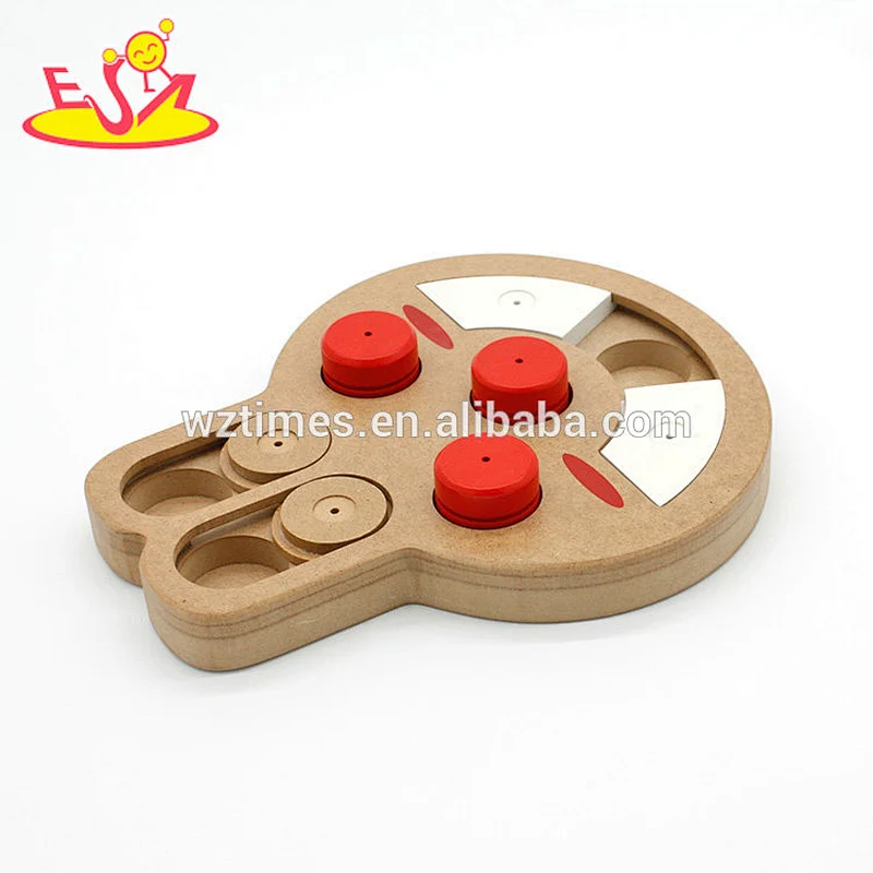 Wholesale most popular rabbit shaped wooden cat interactive toy for pets W06F063