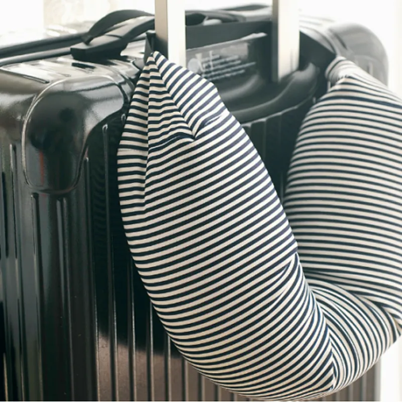 wholesale in stock neck pillow healthy stripe pattern travel pillow with high quality for car