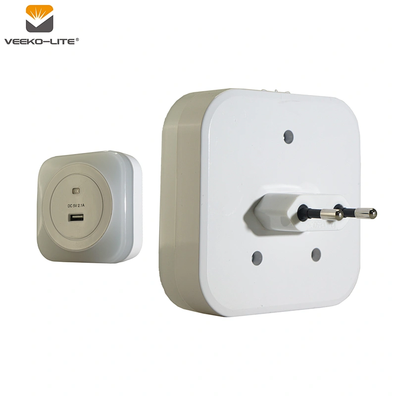 1USB Ports white light 8pcs plug in LED sensor night light