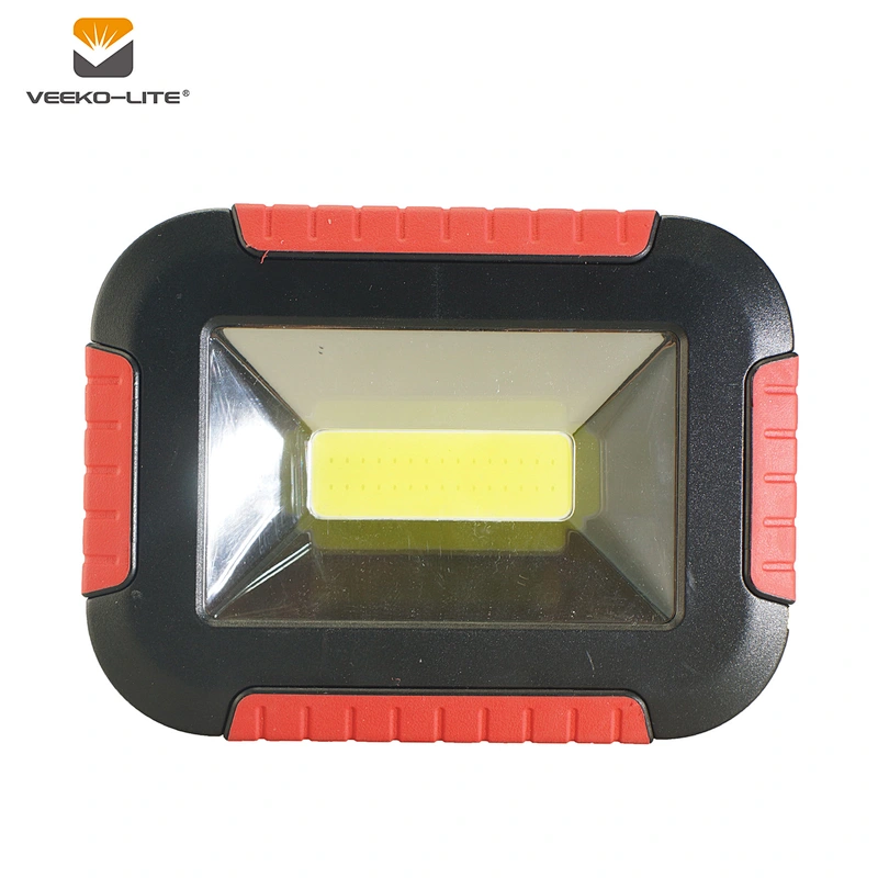 2018 Best selling Portable 5W COB LED Light 4AA Battery Lamp 450lumens Work light