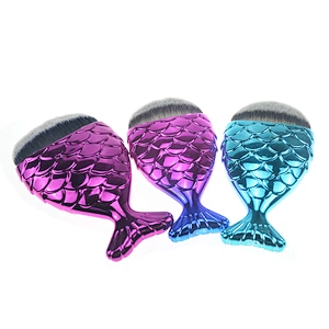 Sialia Multifunction Fish Scale Makeup Brush for powder and blush brush