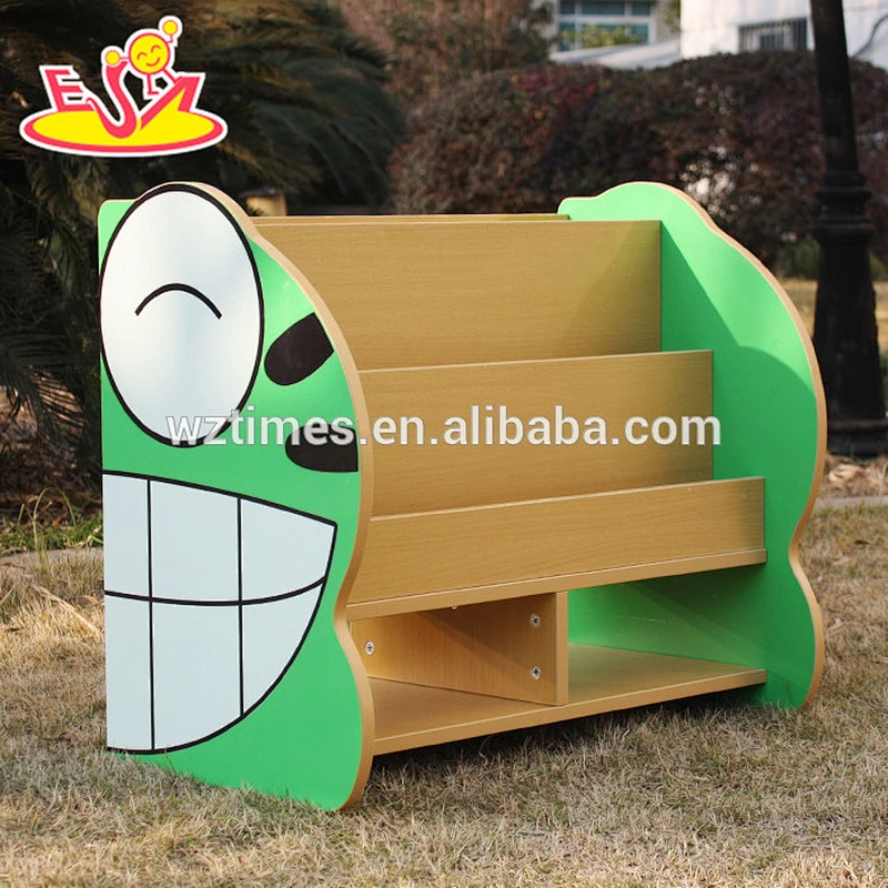 2018 Wholesale high quality wooden frog kids toy storage W08C213