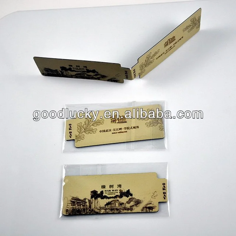 Folding magnet bookmark card