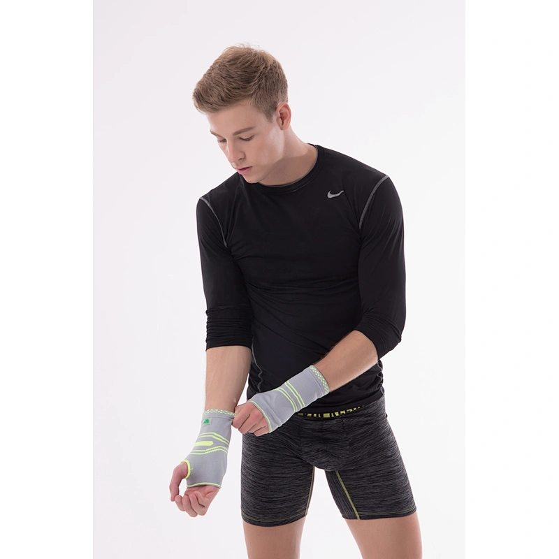 Customized Logo Available Sport Hand wrist knitted elastic palm support