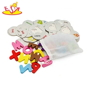 2019 New arrival educational wooden alphabet jigsaws for toddlers W14B107