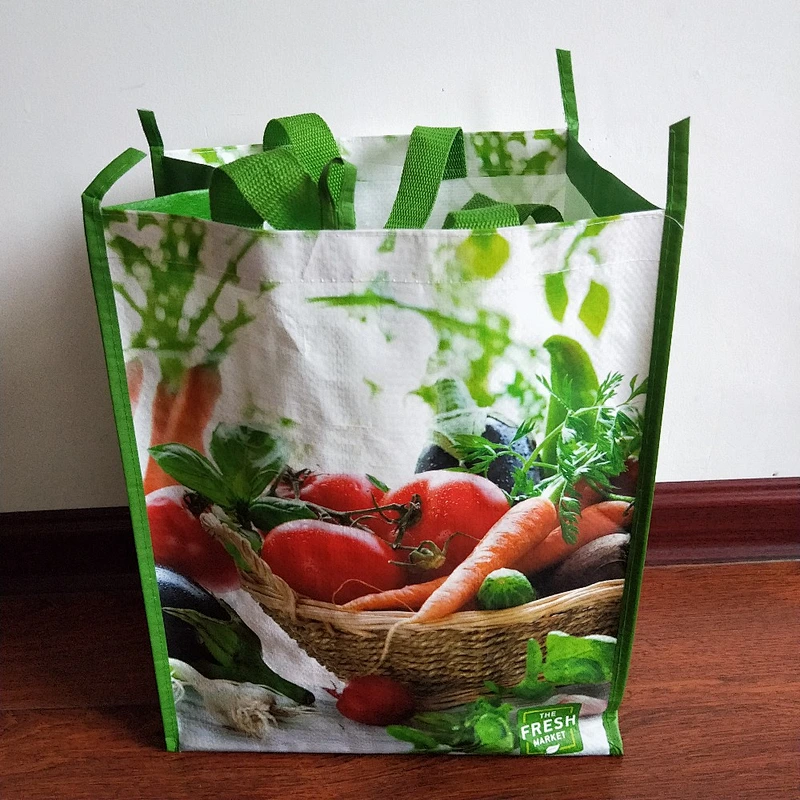 Custom wholesale color printing non-woven bag with portable bag for shopping