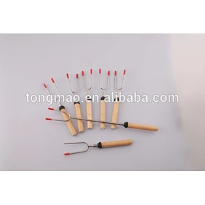 wooden handle telescopic Marshmallow campfire roaster