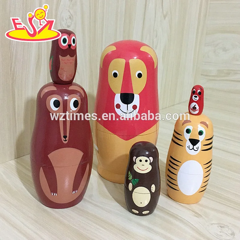2018 Wholesale hot sales animals design toys 5 pcs handmade wooden russian doll for children W06D101