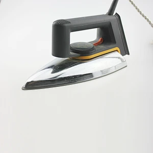 Dry Iron Indicator Light FLexible Electric Cord Non-stick Soleplate New