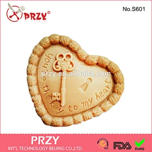 S601 PRZY key to heart silicone soap mold