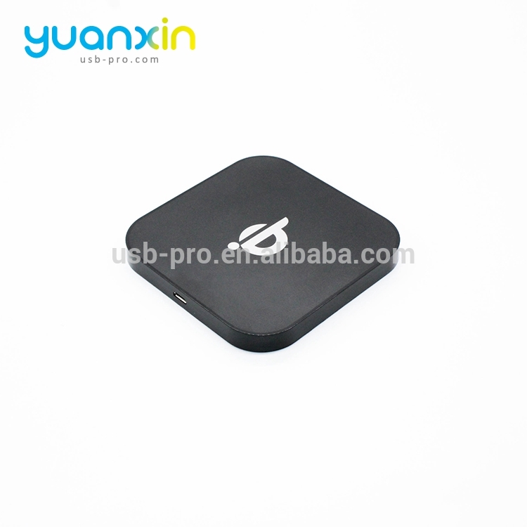 Material 5W Wireless output Plastic Color black and white Power bank