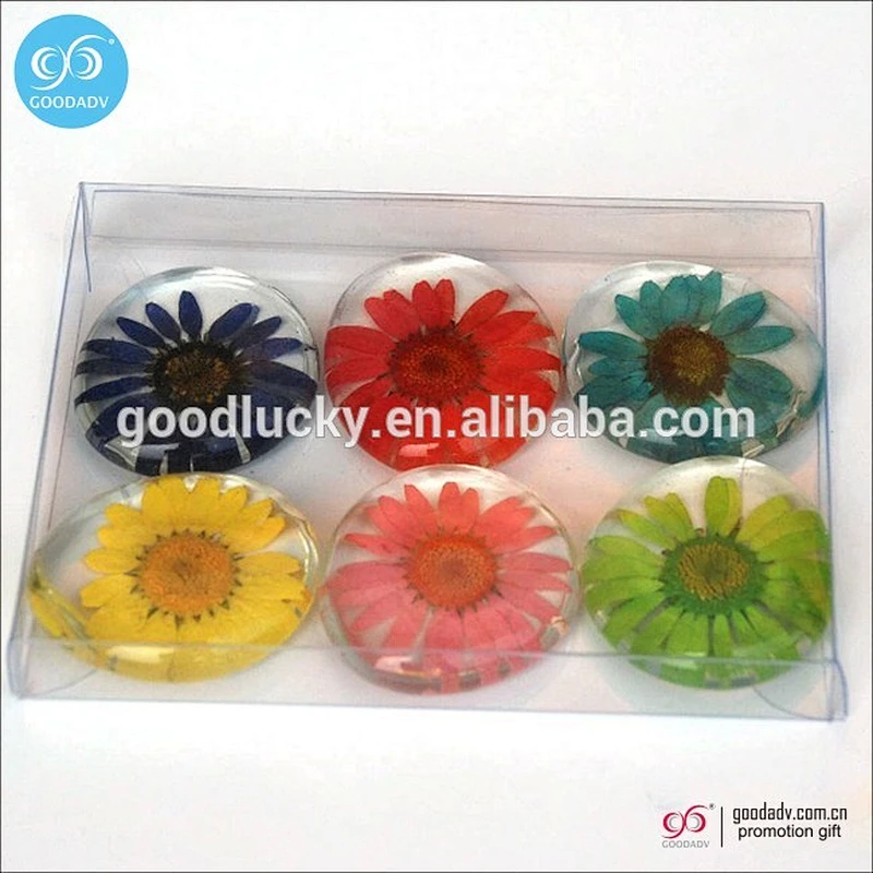 Hot sell creative beautiful custom various picture 3d round glass magnet souvenir gift