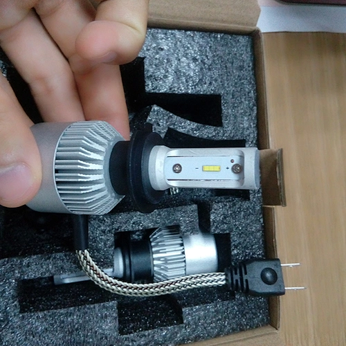 2017 Top quality 8000lm S2 h7 car led headlight bulbs with low price