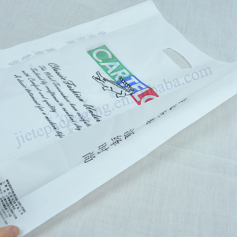Customized pe plastic packaging bag with logo,D handle for clothes,shoes,shopping,marekt