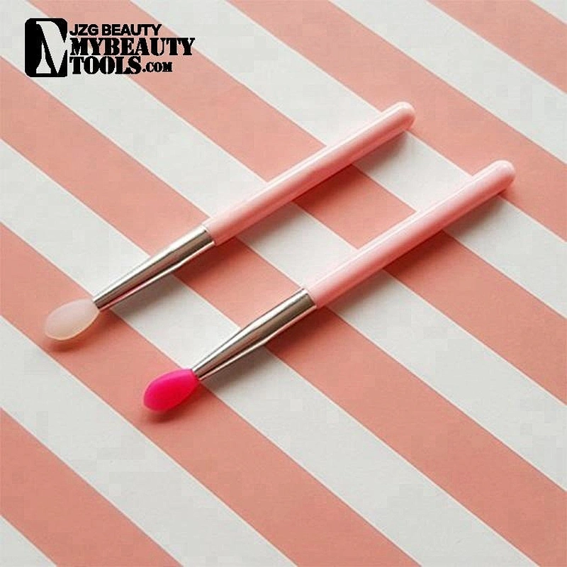 custom logo lip gloss makeup brush silicone