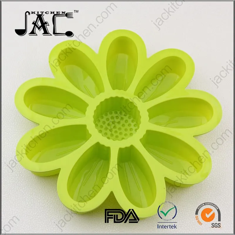 2017 Newest Gadgets Lovely Hedgehog Silicone Cake Mould