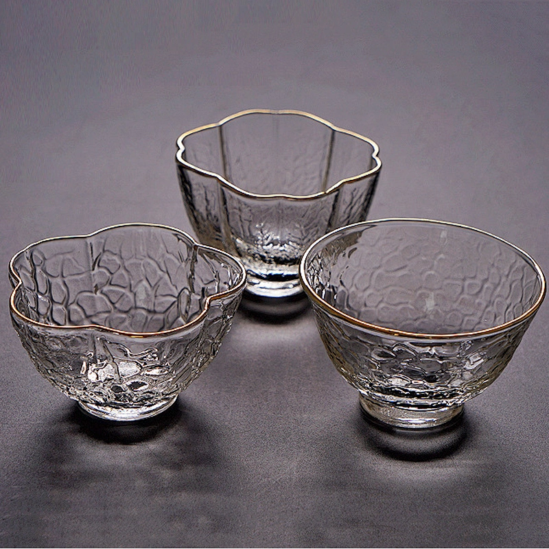 Hot-selling irregularly petal shape glass cup eco-friendly material for tea drinking