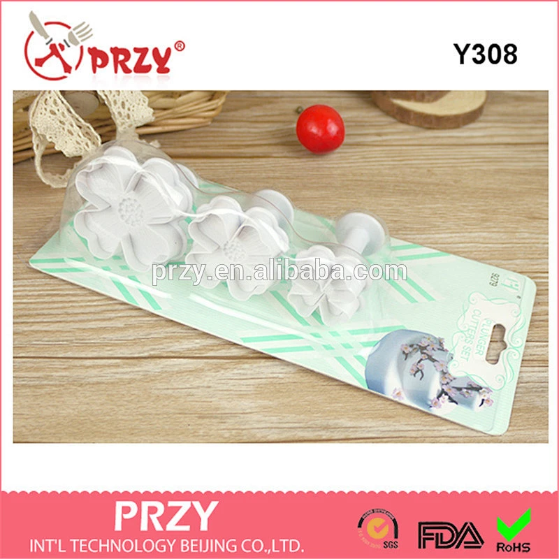 PRZY 3 PCS plastic clover-shaped spring cut / roll candy cake mold -Y308