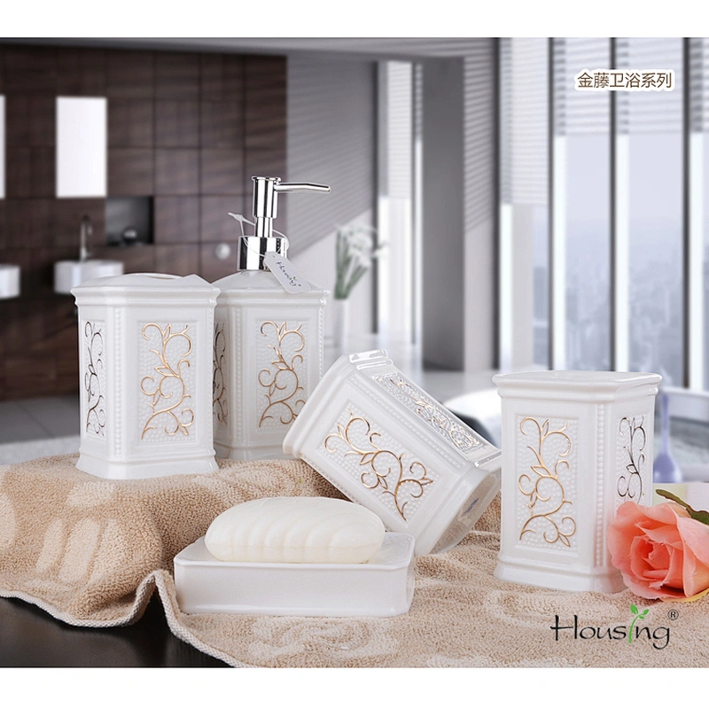 Luxury 5 Pieces of Ceramic Bathroom Accessories Set Simply Bathroom Sanitary Set for Hotel Home Three Pattern