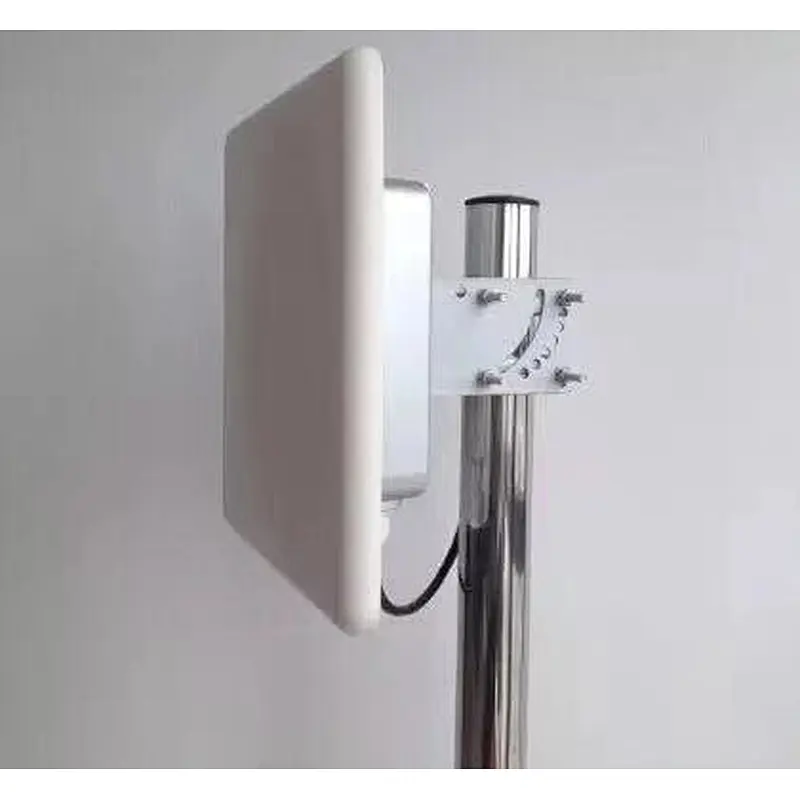 Long Range 15 m UHF RFID Reader to Record Employee Attendance