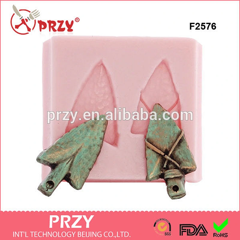 F2576 Silicone arrow head mold create two arrow head for jewelry, charms, cupcake toppers, candies, mints - food safe mold