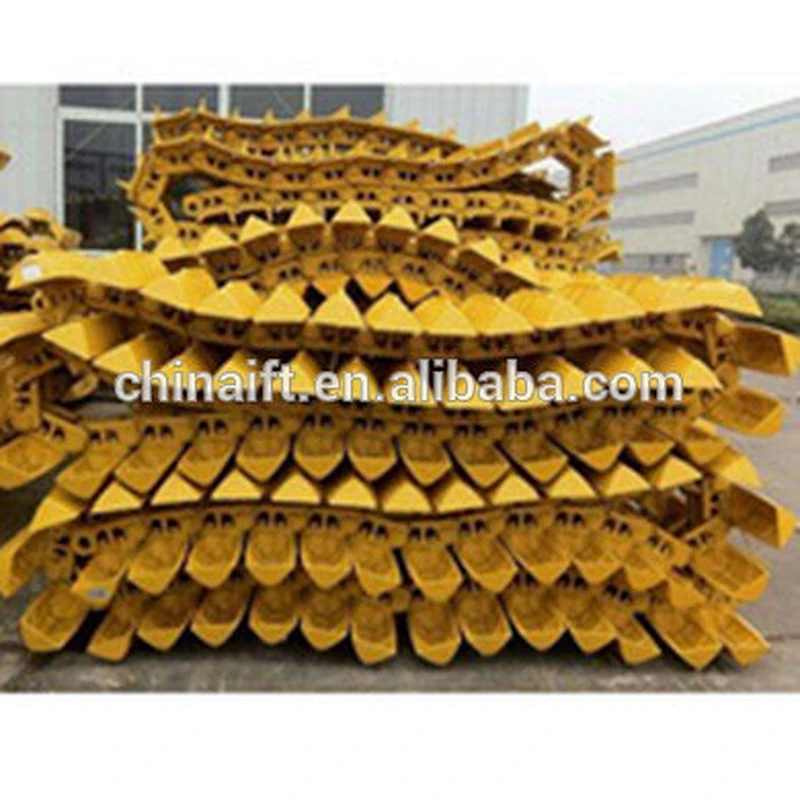 SD32 bulldozer track shoe assembly 228MC-41156 for sale