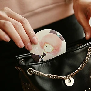2018 wholesale 58/70/75mm round smart promotional mirror