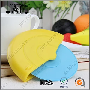 Wholesale Good Grips Stainless Steel Sharp Pizza Wheel and Cutter